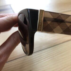 Authentic Burberry Brown and Plaid Sunglasses